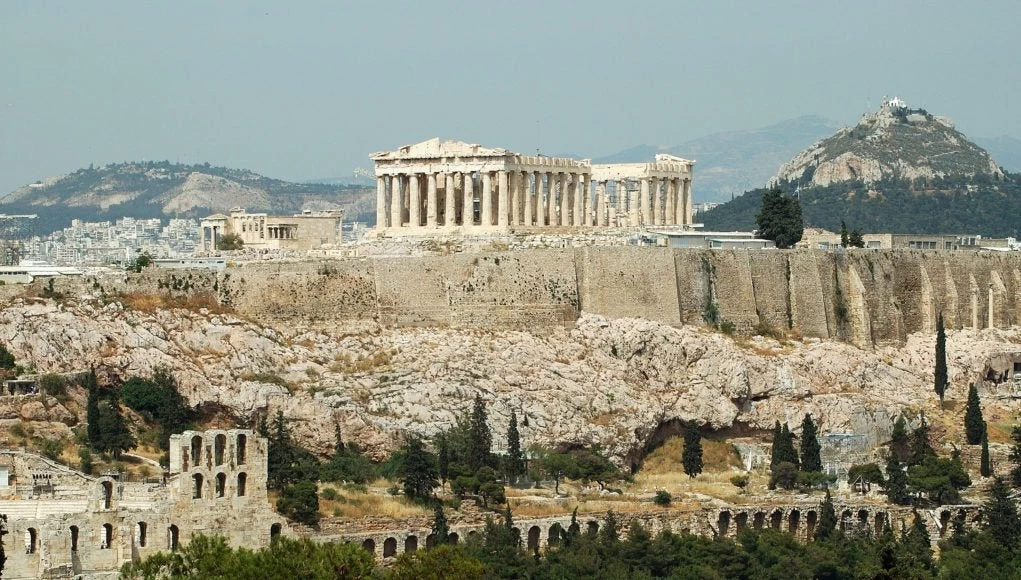 Πάνω από 40 εκατ. ευρώ τα έσοδα από τα εισιτήρια από τις επισκέψεις στην Ακρόπολη μέσα στο 2018